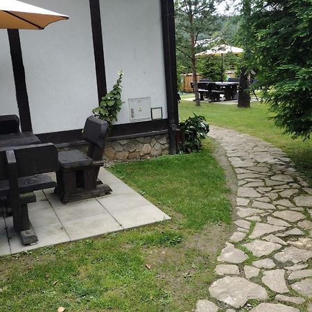 Villa Osrodek Na Zakrecie Ustrzyki Dolne Exterior foto